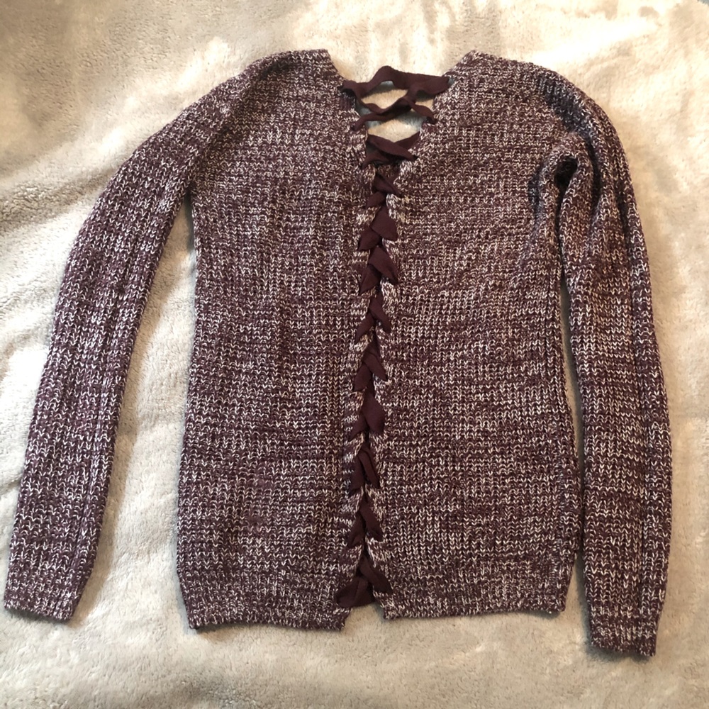 SO | tie back sweater